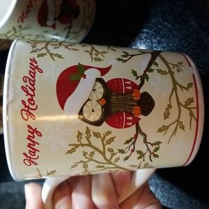 Set of 4 Owl Happy Holidays Christmas Coffee Mugs: TYBB7